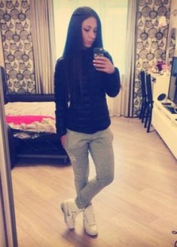 Индивидуалка Брюнеточка